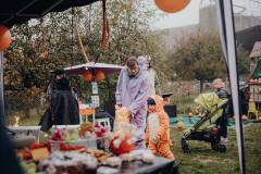 kita-gwunderwelt-halloweenfest-2021-garten