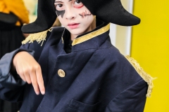 kita-gwunderwelt-subingen_halloween-2022_junge-verkleidet-als-napoleon