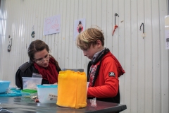kita-gwunderwelt_halloween-2024_basteln-macht-spass