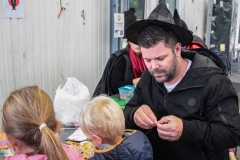 kita-gwunderwelt_halloween-2024_bastler-und-bastlerinnen
