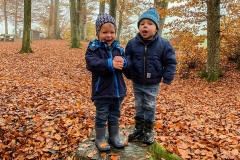 kinder-spass-im-wald-mit-kita-gwunderwelt