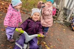 spielen-und-spass-draussen-kita-gwunderwelt