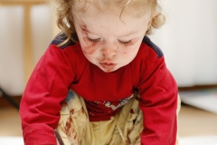 Little dirty toddler drawing