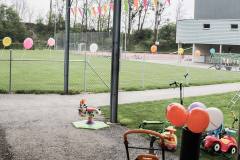 tag-der-offenen-tuer-kita-gwunderwelt-subingen-luftballons-und-wiese