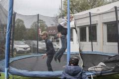 tag-der-offenen-tuer-kita-gwunderwelt-subingen-trampolin