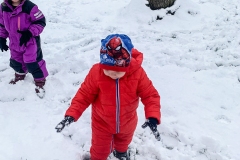 schnee-frische-luft-in-der-natur-kita-gwunderwelt