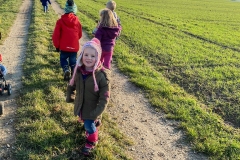 spaziergang-kinder-kita-gwunderwelt-im-winter